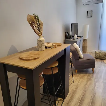 Maison De 2 Avec Rooftop Feriehus Thuir